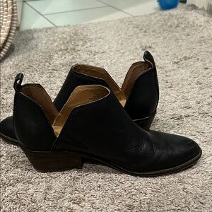 Lucky Brand Black Leather Ankle Booties